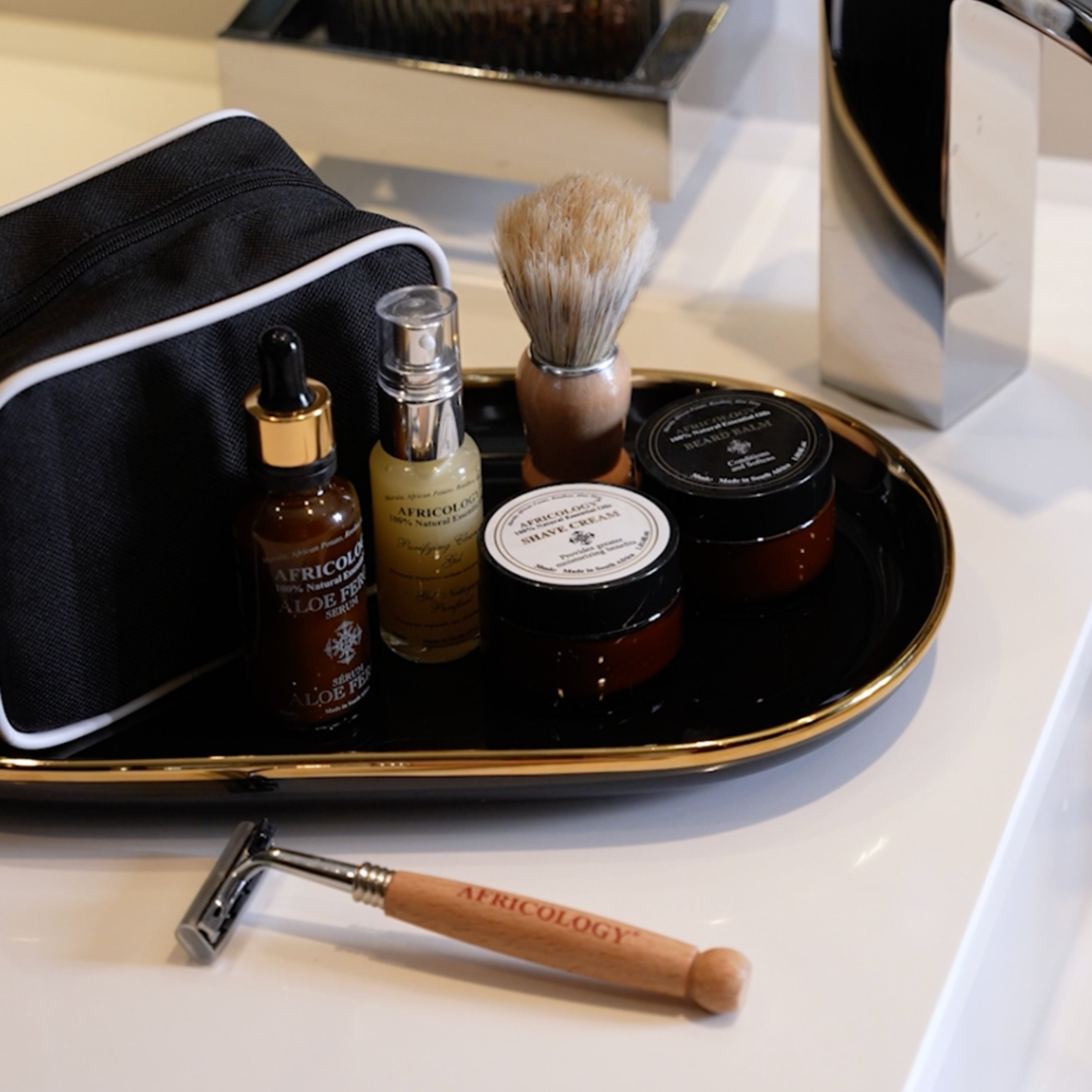 Men's Essentials Kit (Incl Travel Bag)